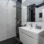 Lea 5-bedroom With Private Pool And Amazing Views Of And Sea Villa Makarska
