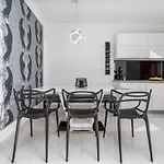 Lea 5-bedroom With Private Pool And Amazing Views Of And Sea
