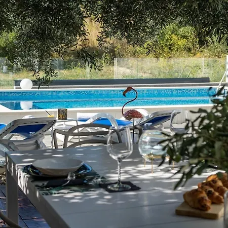 Lea 5-bedroom With Private Pool And Amazing Views Of And Sea * Makarska