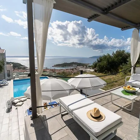 Lea 5-bedroom With Private Pool And Amazing Views Of And Sea *