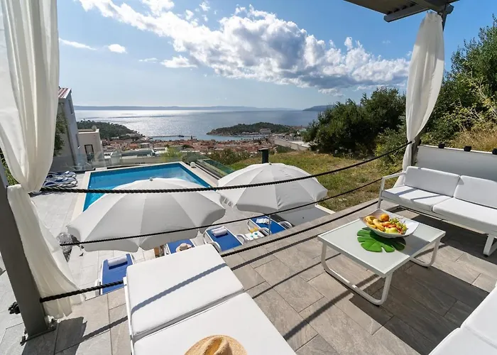 Lea 5-bedroom With Private Pool And Amazing Views Of And Sea Villa *
