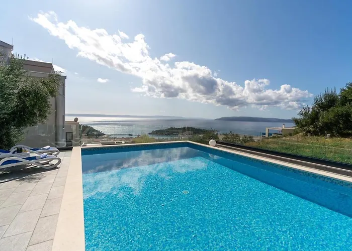 Villa Lea 5-bedroom With Private Pool And Amazing Views Of And Sea Makarska
